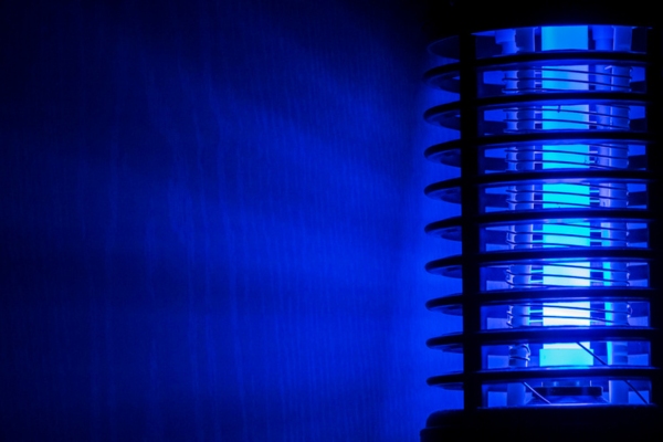 UV light depicting types of UV lights